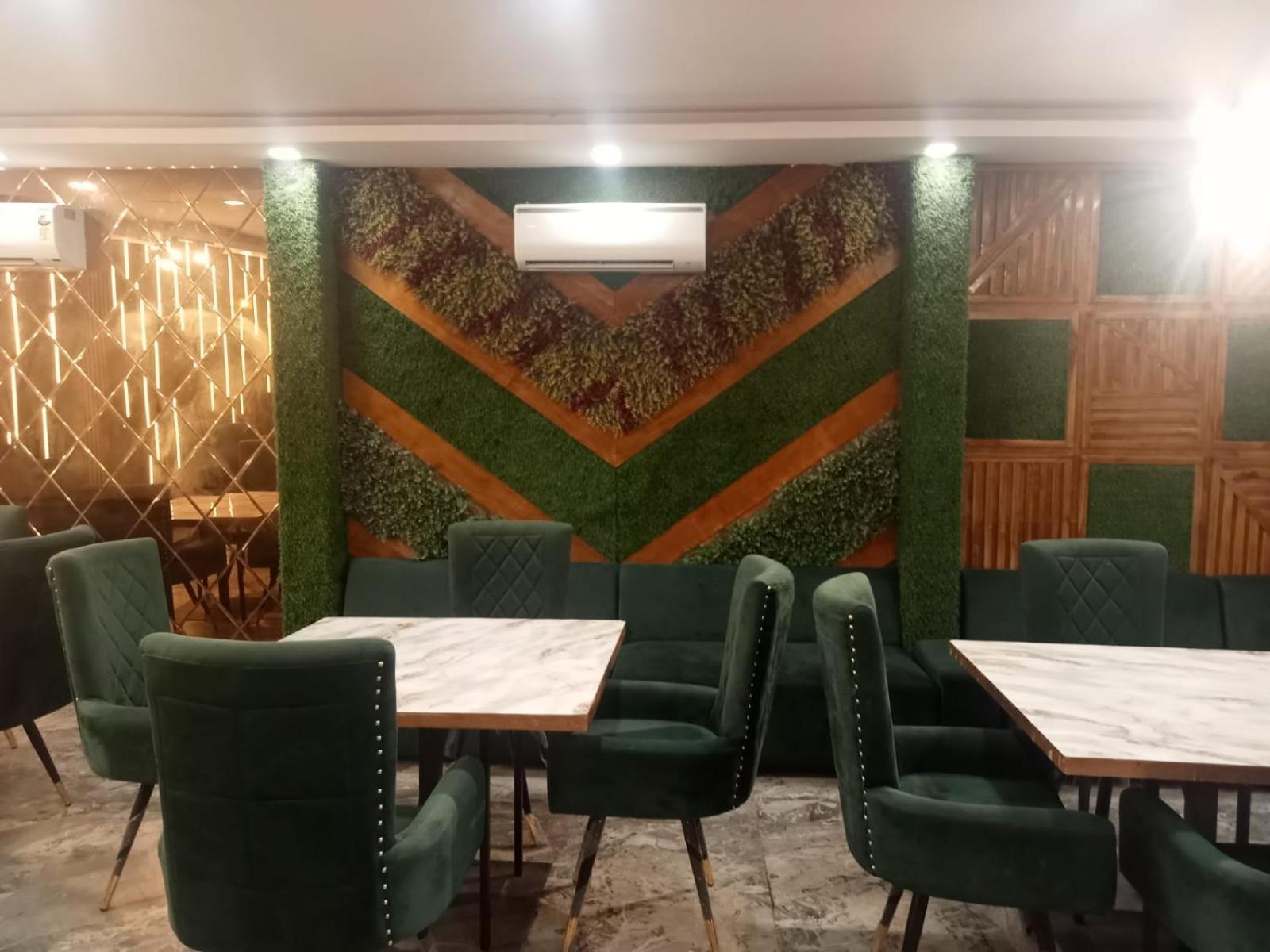 Ceremony Hotel And Banquets Faridabad Exterior photo